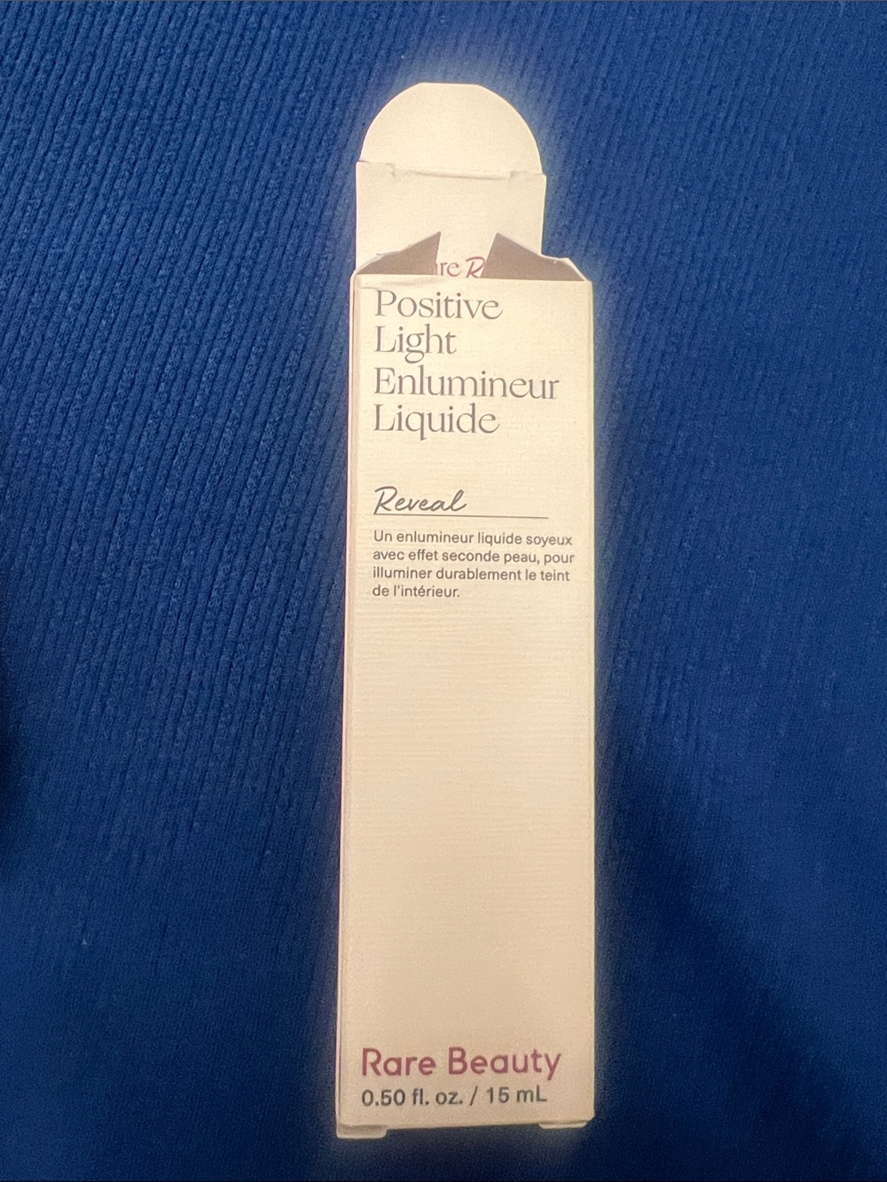 Rare Beauty Positive Light Liquid Luminizer — Reveal - Picture 3 of 4
